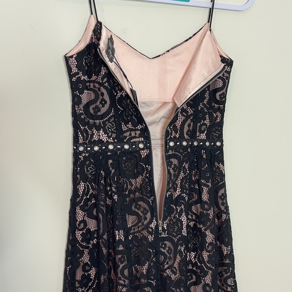 Aspeed Black Lace & Pink Lining Dress - Picture 6 of 8